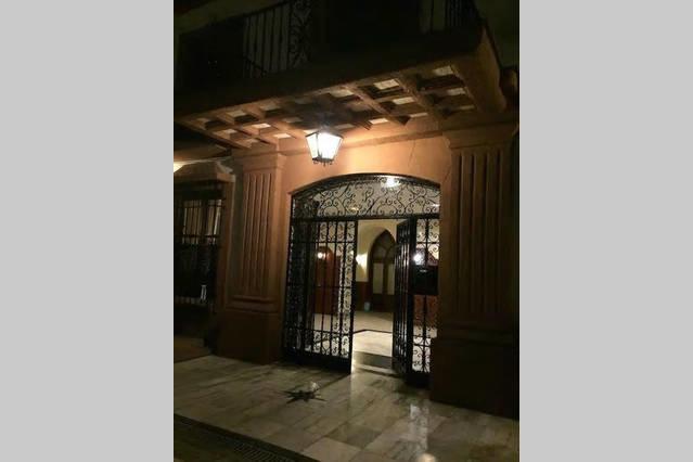 Sitio de Calahonda Mansion Alhamar - 2 Bedroom, Frontline Beach, Mountain Views, Full Size Pool, Tennis Courts, Close To Shops, On-Site Bar & Chiringuito מראה חיצוני תמונה