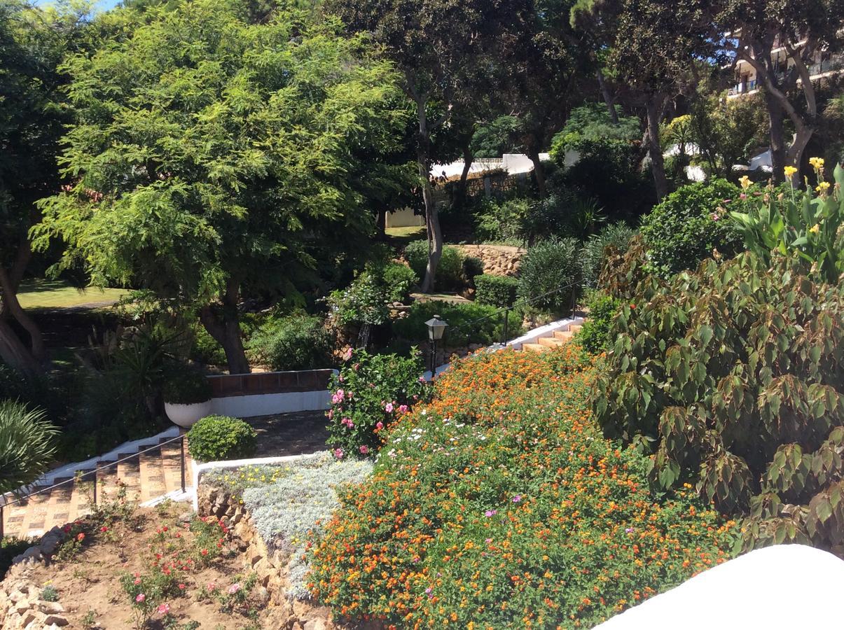 Sitio de Calahonda Mansion Alhamar - 2 Bedroom, Frontline Beach, Mountain Views, Full Size Pool, Tennis Courts, Close To Shops, On-Site Bar & Chiringuito מראה חיצוני תמונה